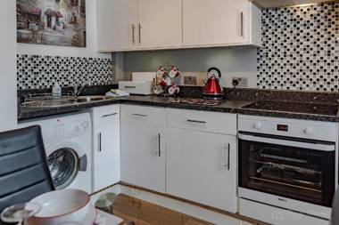 1 Bed- The Duplex by Pureserviced