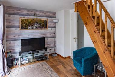 1 Bed- The Duplex by Pureserviced