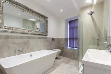 3 Bed- The Regency Suite