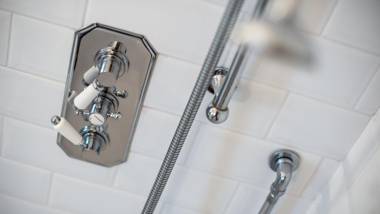 Saddle and Stable Rooms