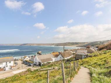 Sennen Heights