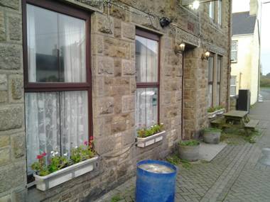 The Mount View Hotel Bed & Breakfast