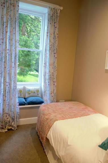 Lowbyer Manor Country House