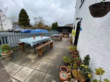 Bampton Village Shop Accommodation