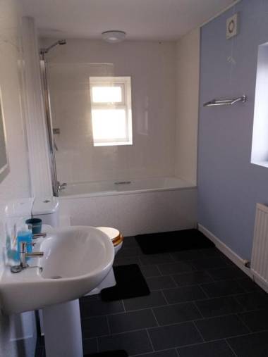 94 Main Street - Pembroke Holiday Home