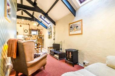 The Loft - 1 Bedroom Apartment - Saint Florence Tenby