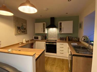 The Maltings - 2 Bedroom Apartment - Saint Florence Tenby