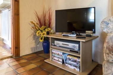 The Stables - 1 Bedroom Apartment - Saint Florence