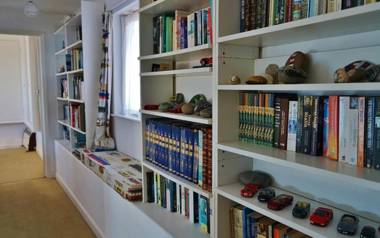 The Cottage - Sea Views Direct Access to Beach Pet Friendly