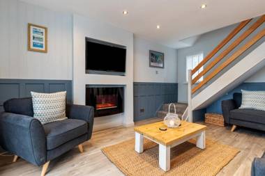 Cartwright's Cottage - Indoor Pool Sports Courts Play Park