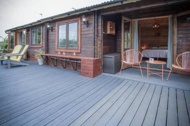 The Lodge At Sheepswalk Farm - 2 Bedroom Lodge - Stepaside