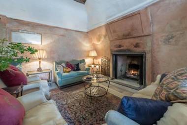 Queen Mary's Chamber