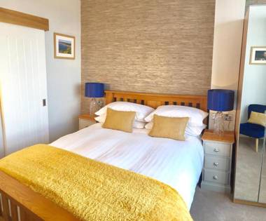 Channel View Boutique Hotel - Adults Only