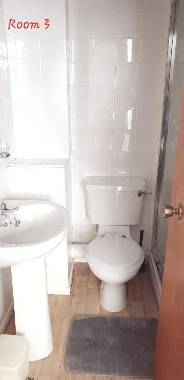 The Roslyn Guest House