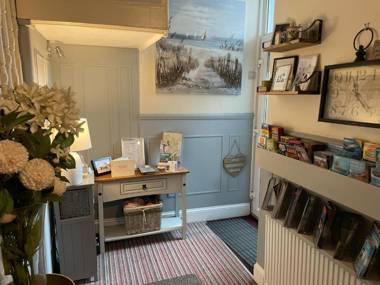 Cherwood Guest House