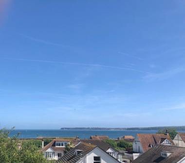 Quirky Loft Apartment in Paignton with sea views