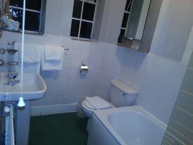 Tree Hotel at Iffley