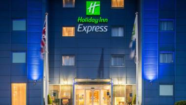 Holiday Inn Express Oxford Kassam Stadium an IHG Hotel