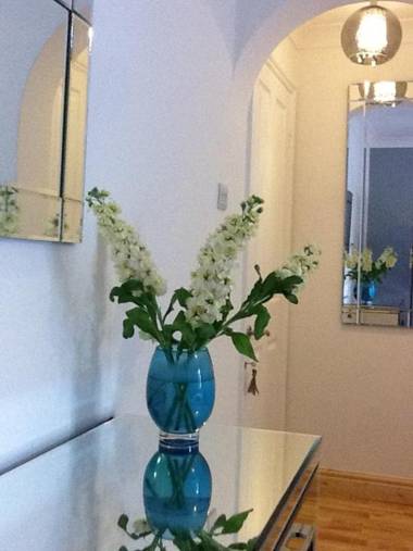 Flat 4 Summertown Court