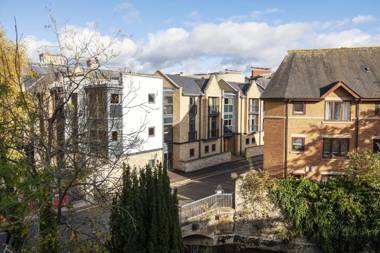 Urban Living's - The Hawking