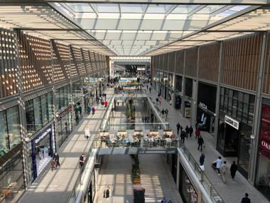 Urban Living's - The Hawking