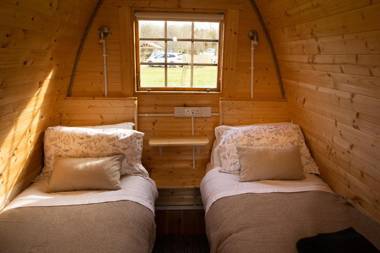 Cosy Pod-Cabin near beautiful landscape in Omagh