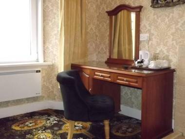 Palace Hotel - Small Hotel