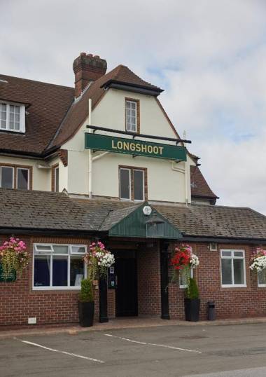 Longshoot Inn