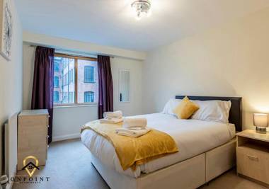 OnPoint Apartments - 2 Bedroom Apartment in Superb Location!
