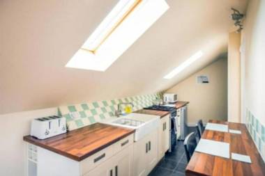 Impeccable 1-Bed Apartment in Nottingham