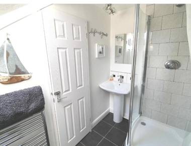 Impeccable 1-Bed Apartment in Nottingham