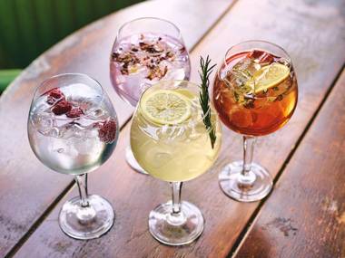 Hartford Hall on School Lane