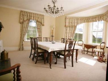 West Longridge Manor B&B