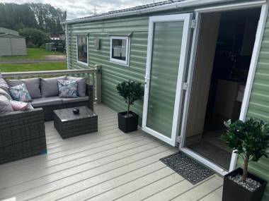 Relaxing and Quiet Holiday Cabin Sleeps 4