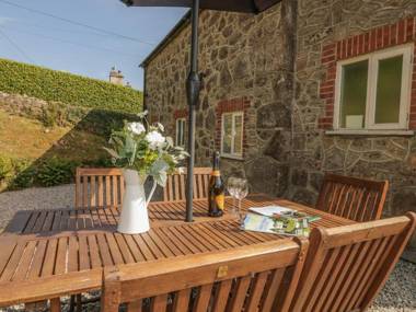 Wingstone Farm Cottage