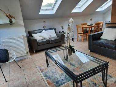 Forest View Impeccable 2 Bed House in ROSTREVOR