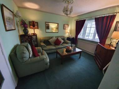 The Sup Shack Wellington Inn