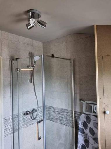 Remarkable 4-Bed Cottage in Cearleon