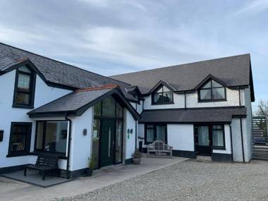 The Briers Country House