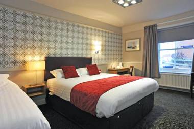 The Kings Head Wroxham by Greene King Inns