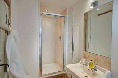 Banningham Coach House