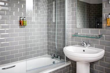 The Three Swallows Cley