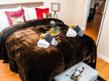 HLA - KING COURT APARTMENT 2