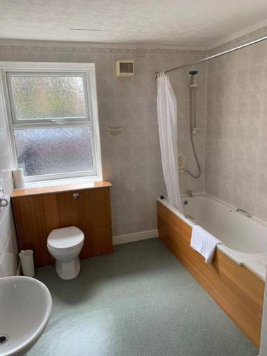 Waterford Lodge Hotel