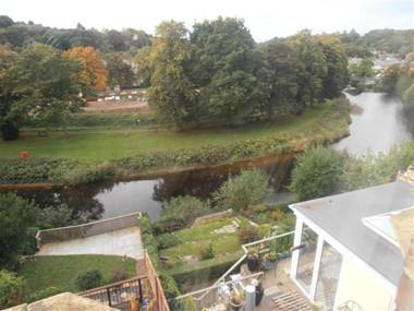 Riverside Guest House