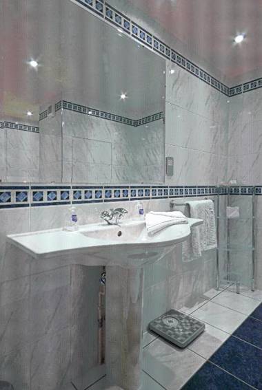 Best Western Heath Court Hotel