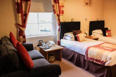 Station Hotel And Restaurant