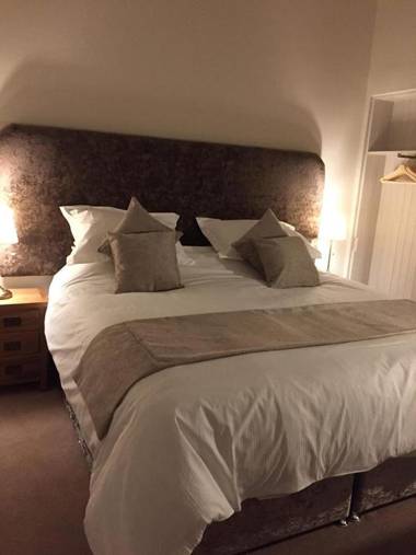 Dryburgh Arms Pub with Rooms