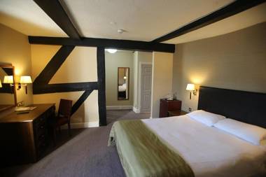 Castle and Ball by Greene King Inns