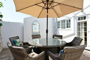 Grosvenor House - Beautifully renovated home opposite Dreamland